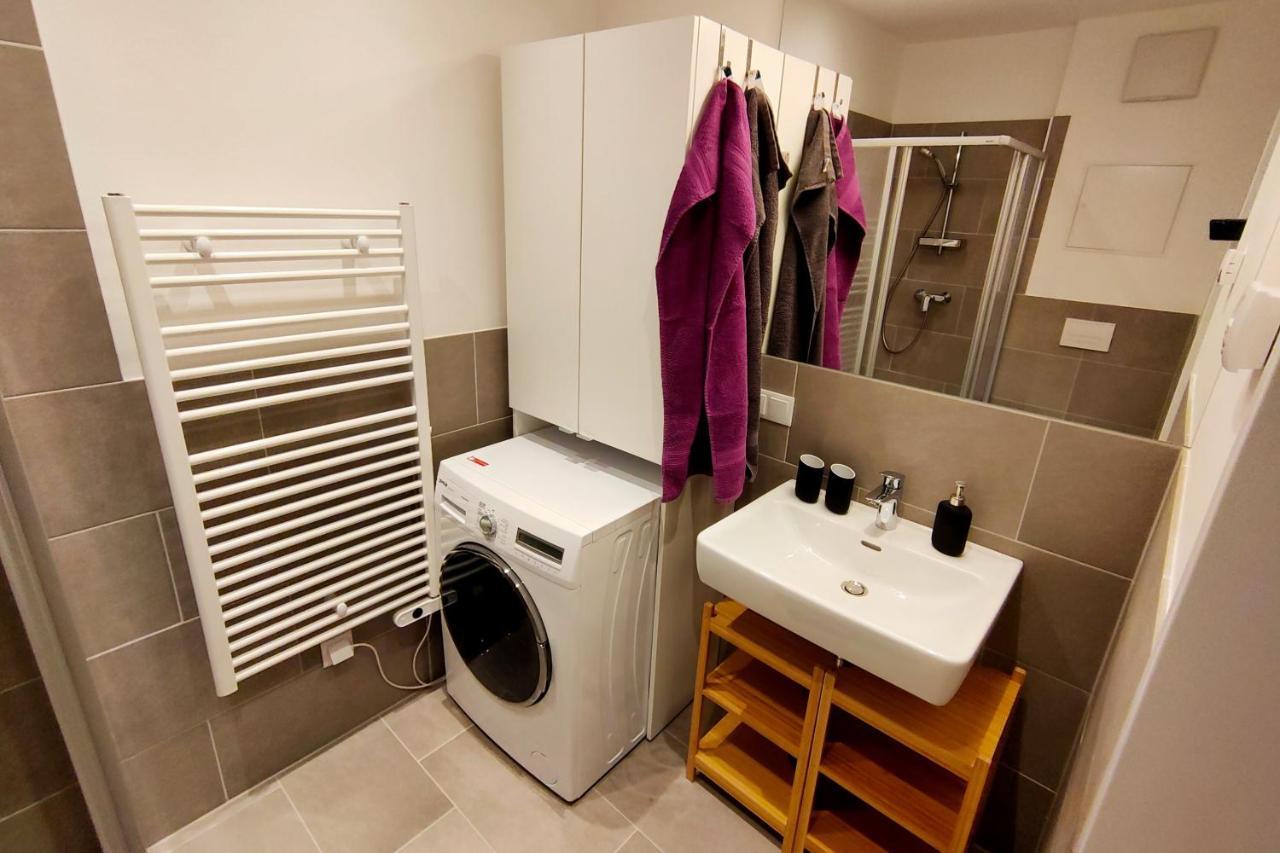 Luma Apartment Near Schoenbrunn With Parking Viena Exterior foto